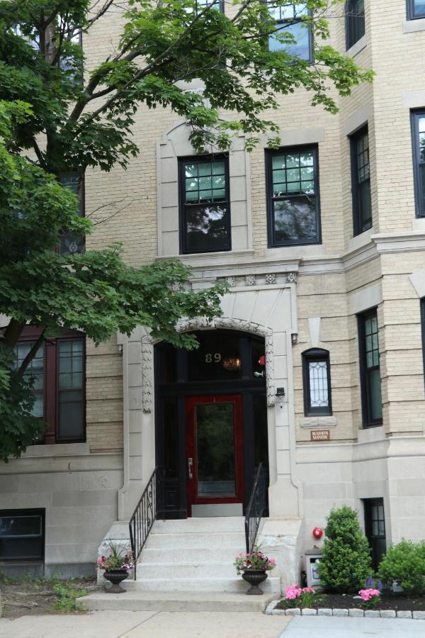 A Stylish Stay W/ A Queen Bed, Heated Floors.. #37 Brookline Ngoại thất bức ảnh
